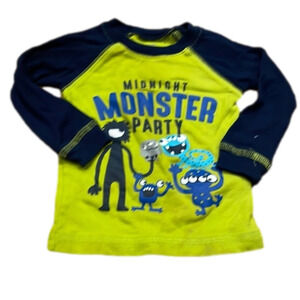 Good
CARTER'S 9 m Long Sleeve Top in Good Condition